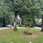 Pavillon Des Communs 3* Bornel