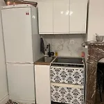 Pavillon Des Communs Bed and Breakfast Bornel