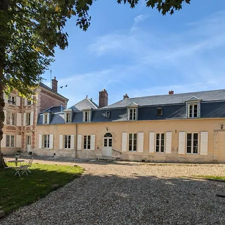 Pavillon Des Communs Bed & Breakfast