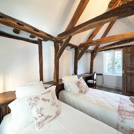 Pavillon Des Communs Bed & Breakfast Bornel