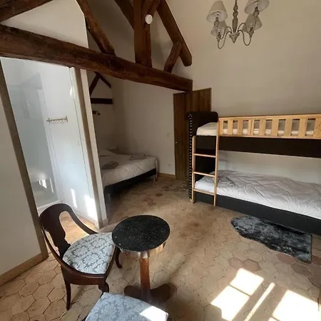 Pavillon Des Communs Bed & Breakfast